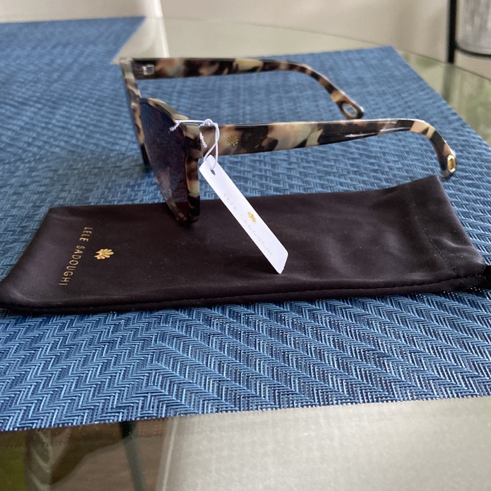 Lele Sadoughi Tortoise Sunglasses - Picture 4 of 8